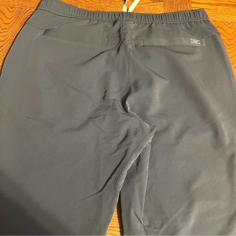 Figs Men's Tansen Jogger Scrub Pants in Bonsai Sz XL Short Pull-on Comfort